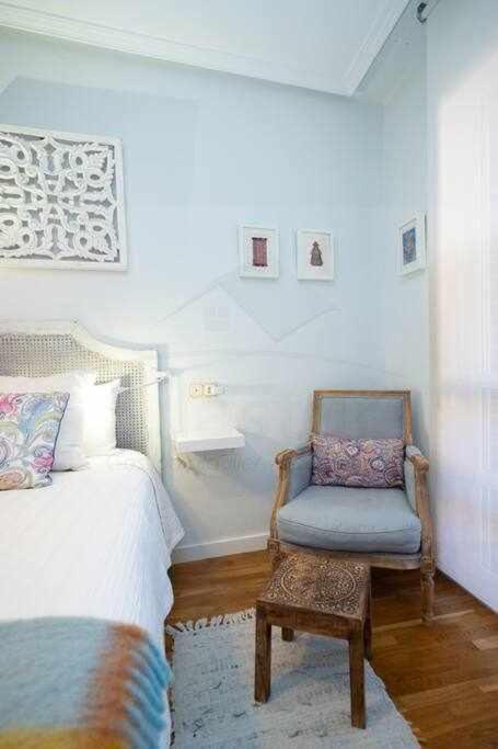Colours Apartamento Овиедо Екстериор снимка